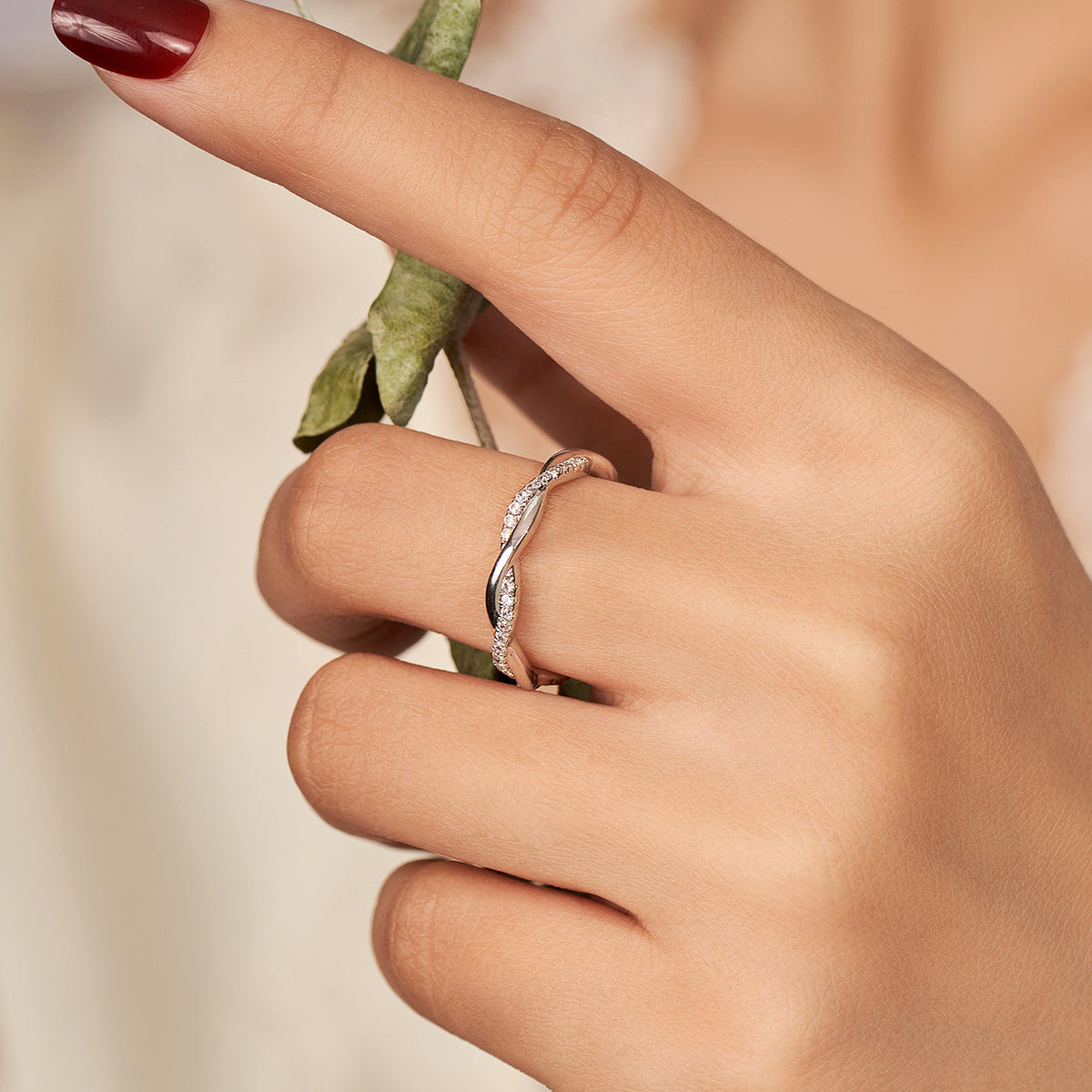 Full Moissanite Twist Wedding Band for Women 0.3CT 1.5mm